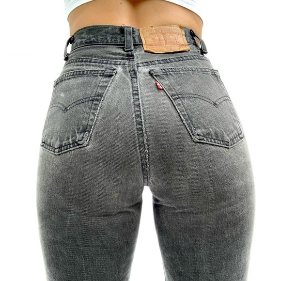 Levi's Denim - 🍑Vintage Levi’s 501 Curvy Cut 🍑 price firm